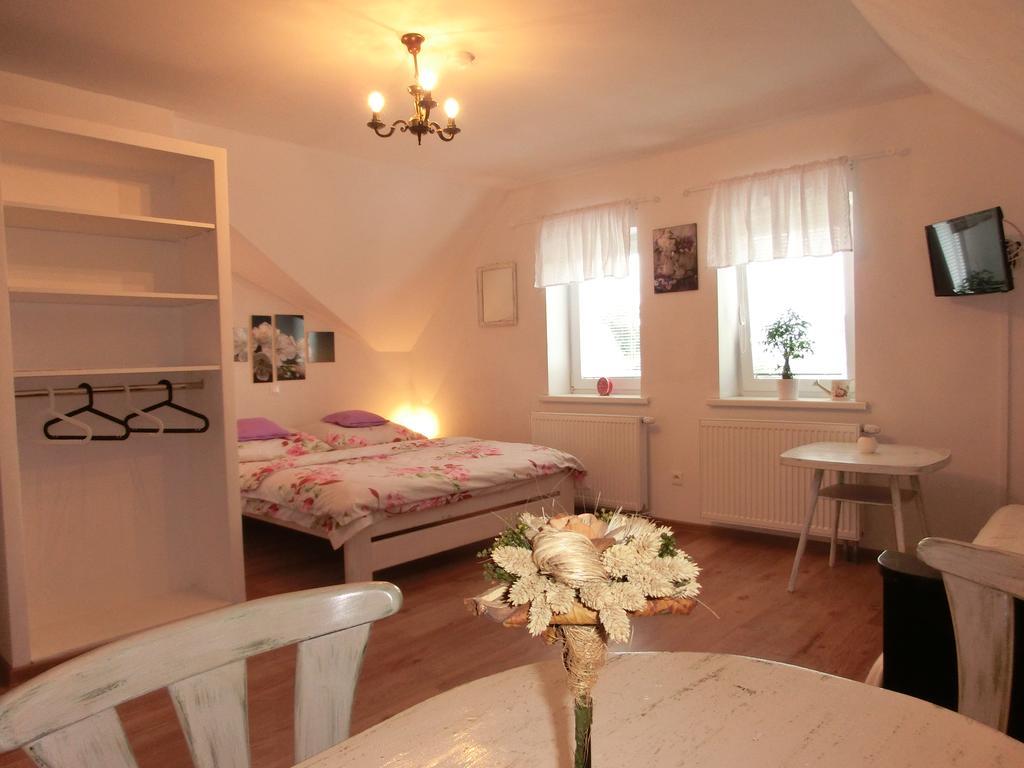 Pension Skalka Ліберець Екстер'єр фото